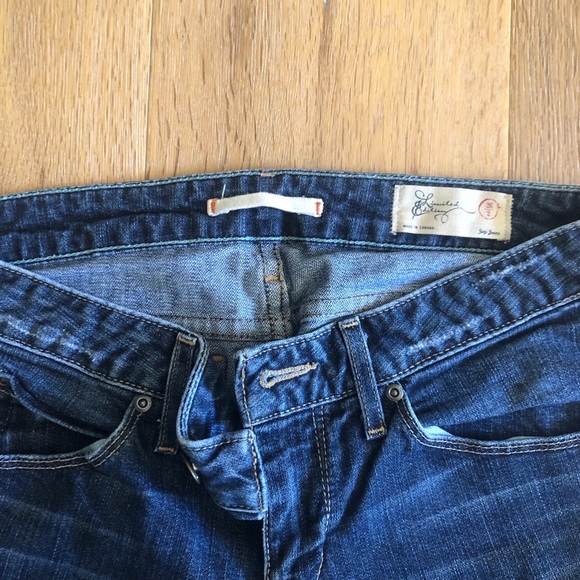 Dark wash jeans - Picture 2 of 3